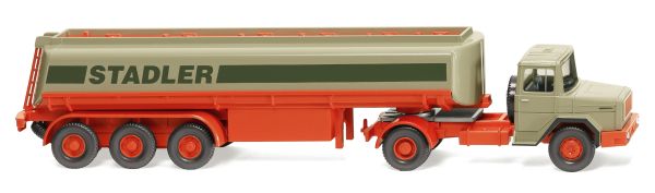 WIK078006 - MAGIRUS 4x2 avec citerne 3 Essieux STADLER - 1