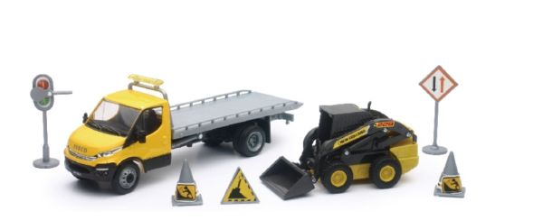 NEW16163B - IVECO DAILY plateau Ech 1/43 avec Chargeur NEW HOLLAND L230 Ech. 1/32 et accessoires - 1