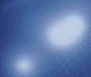 REV34200 - Peinture acrylique aérosol bleu métal brillant 100ml